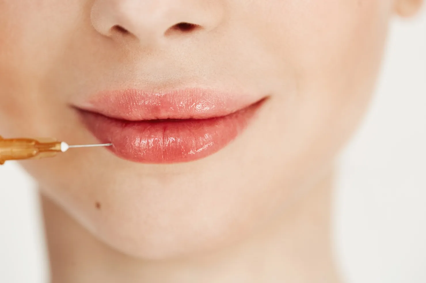 Lip blushing